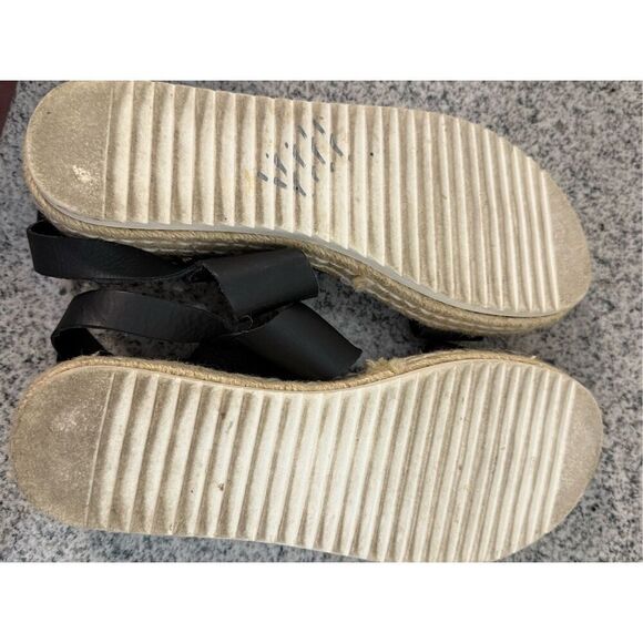 Steve Madden Women's Catia Wedge Sandal Black 9.5 - Picture 6 of 6